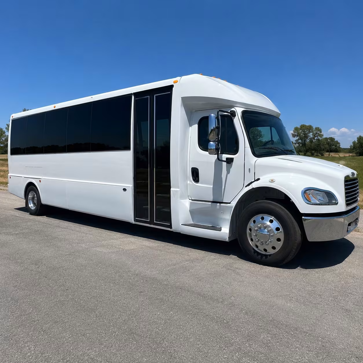 15 35 passenger minibus